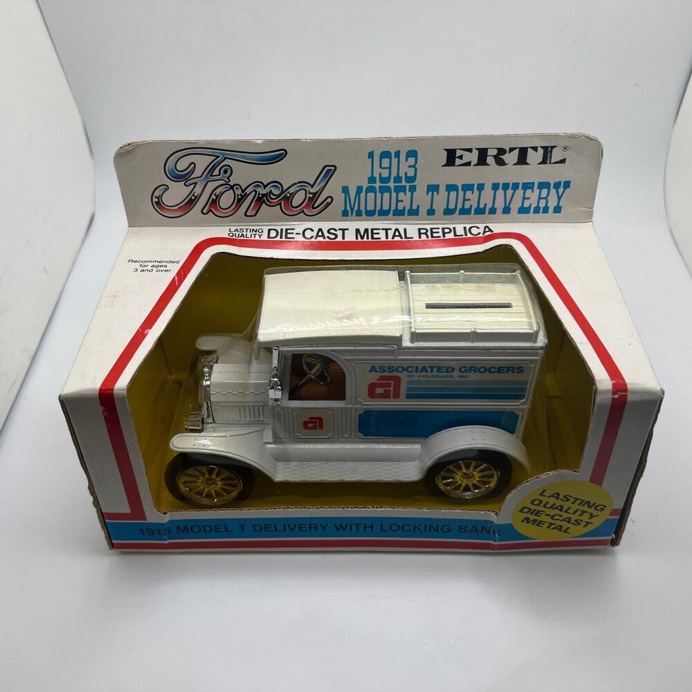 Vintage Ford Truck Bank - 1913 Ford Model T - 1/25 Ertl Co